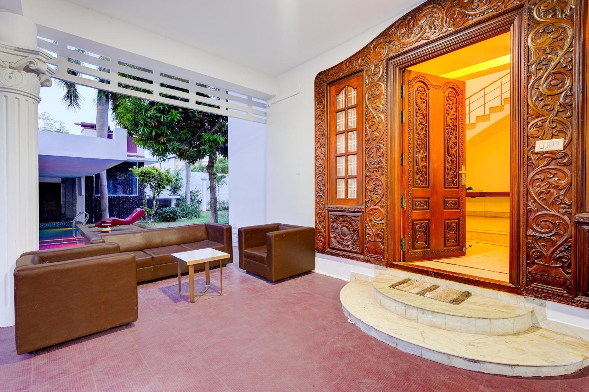 Collection O Valo Hotel 5*